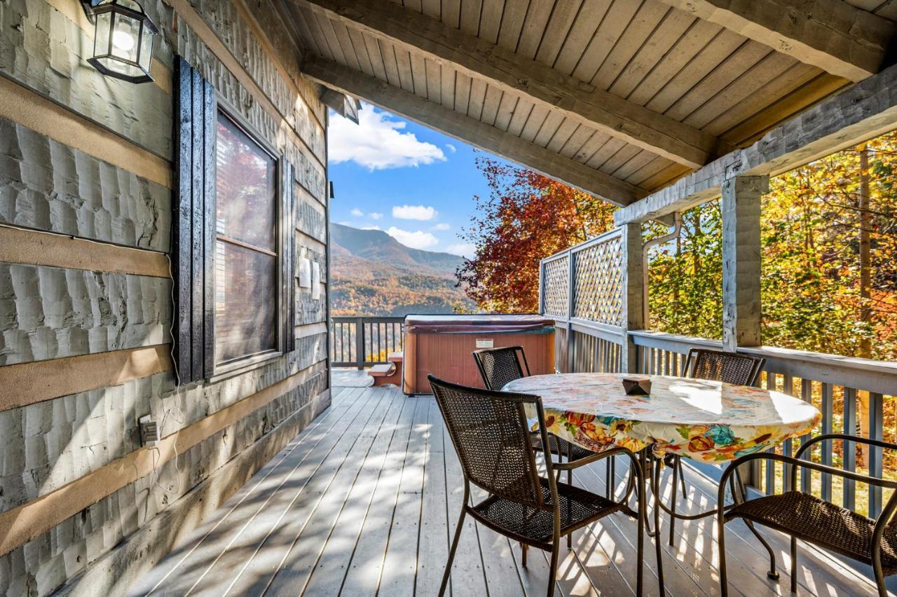 Barenberg Cabin - Secluded Unobstructed Panoramic Smoky Mountains View With Two Master Suites, Loft Game Room, And Hot Tub Gatlinburg Exteriér fotografie